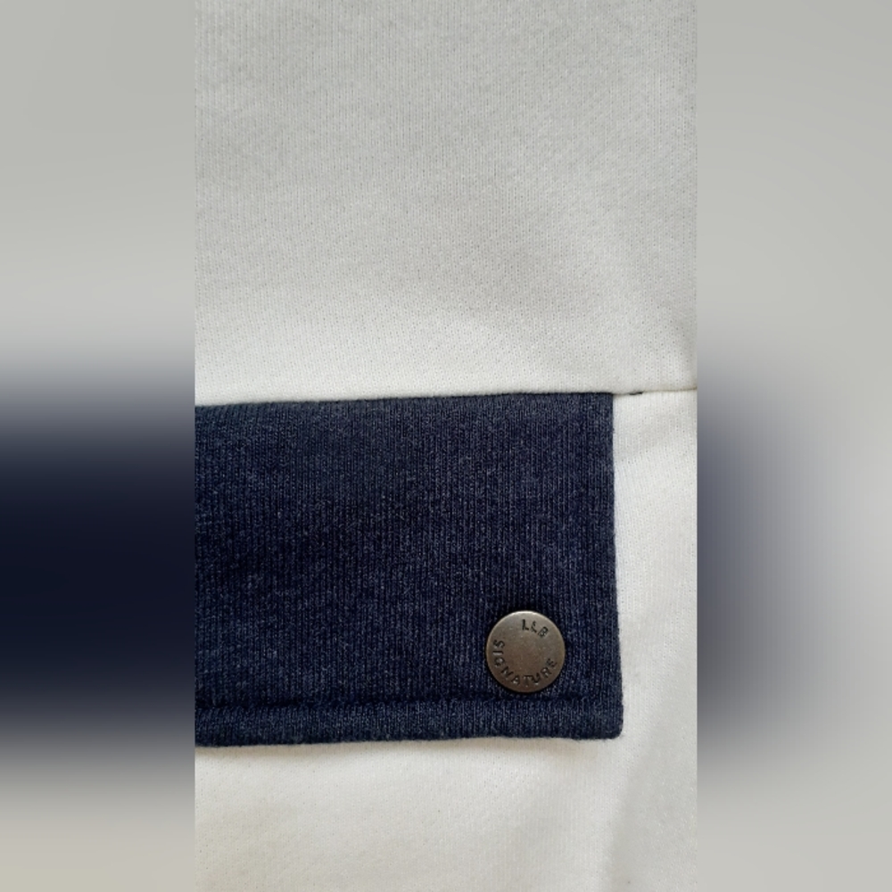 L.L.Bean Signature Organic Sweatshirt | Relaxed Fit - Picture 5 of 8